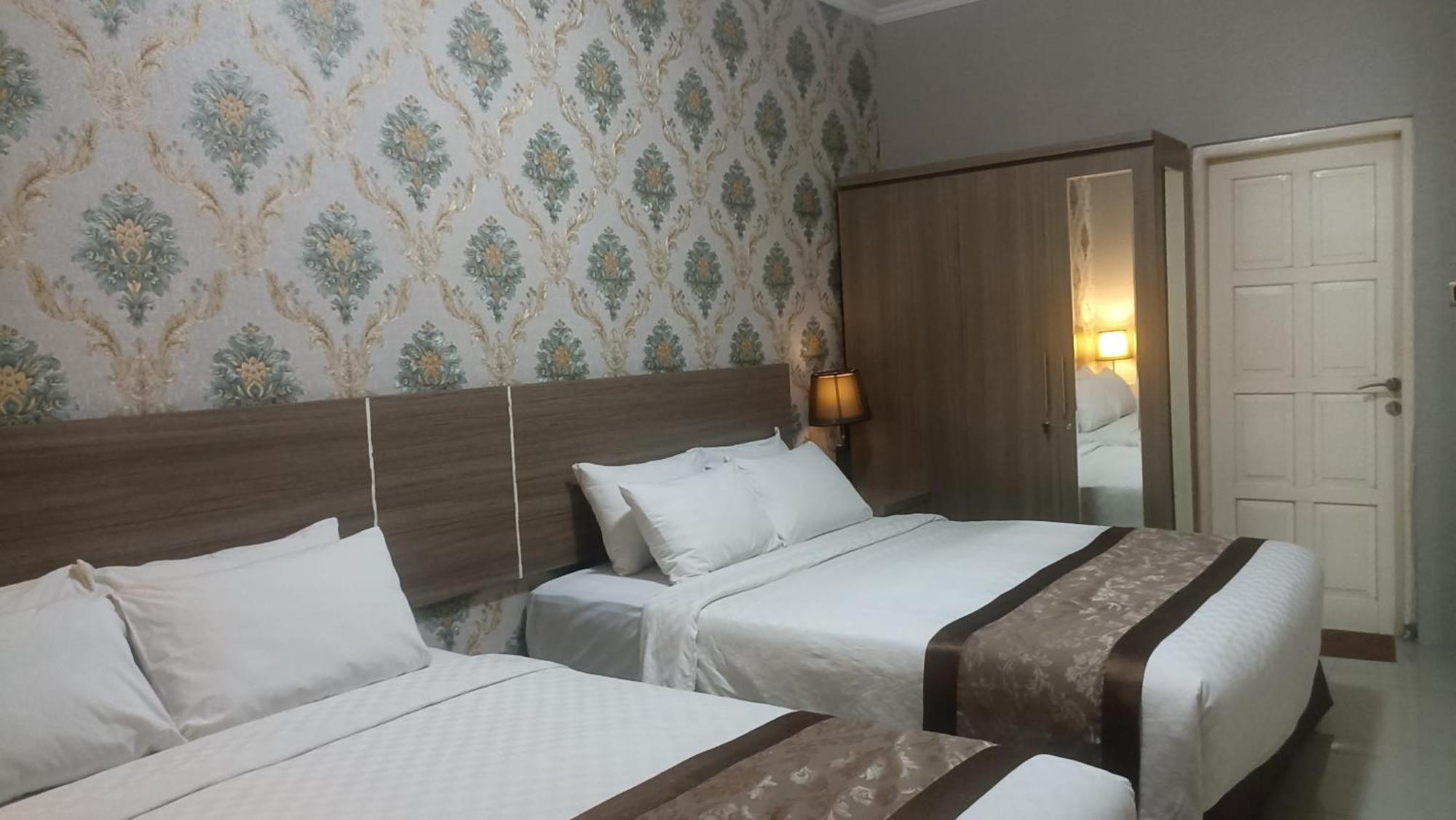 Safa Homestay Yogyakarta Kültér fotó